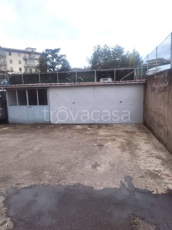 box auto in vendita a Scandicci in zona Casellina