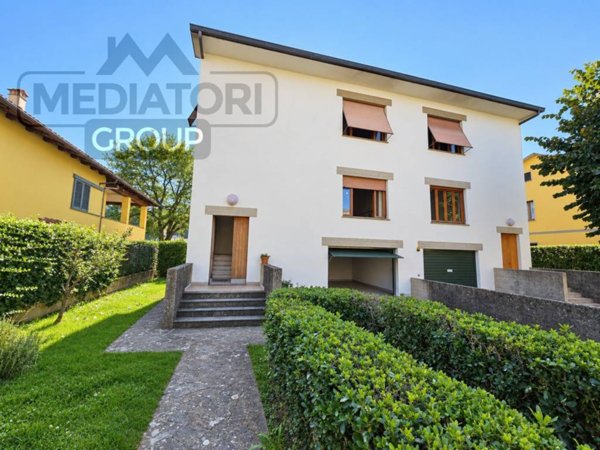 casa indipendente in vendita a Scandicci