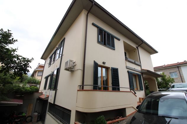 casa indipendente in vendita a Sesto Fiorentino