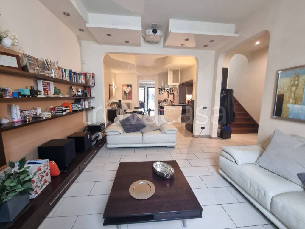 casa indipendente in vendita a Sesto Fiorentino