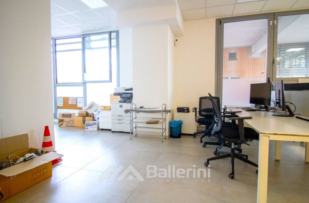 ufficio in vendita a Sesto Fiorentino