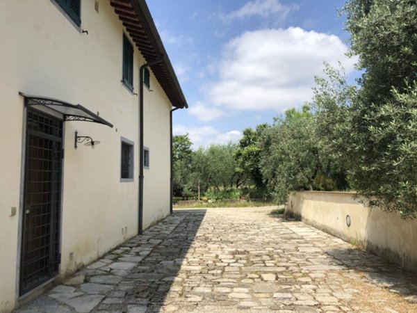 casa indipendente in vendita a Sesto Fiorentino in zona Quinto
