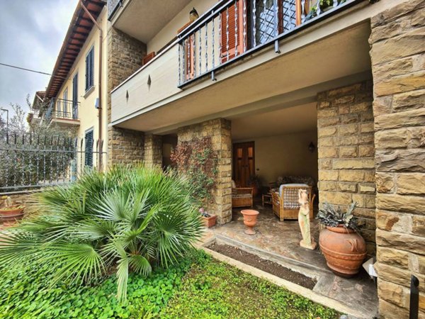 casa indipendente in vendita a Sesto Fiorentino
