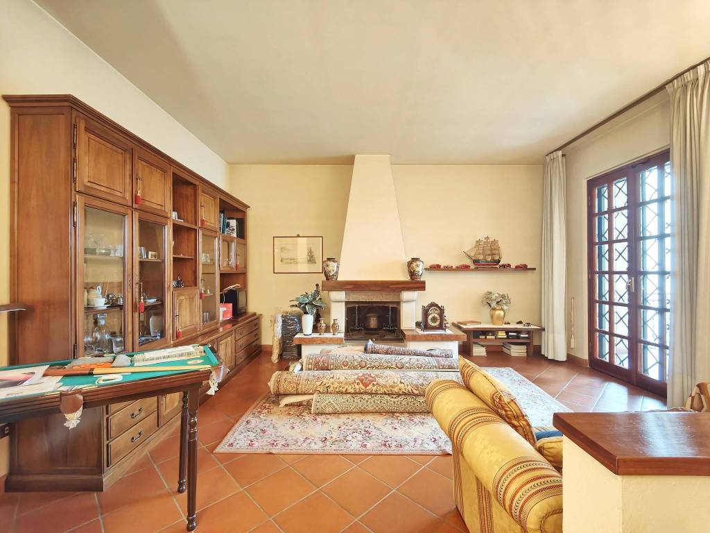 casa indipendente in vendita a Sesto Fiorentino