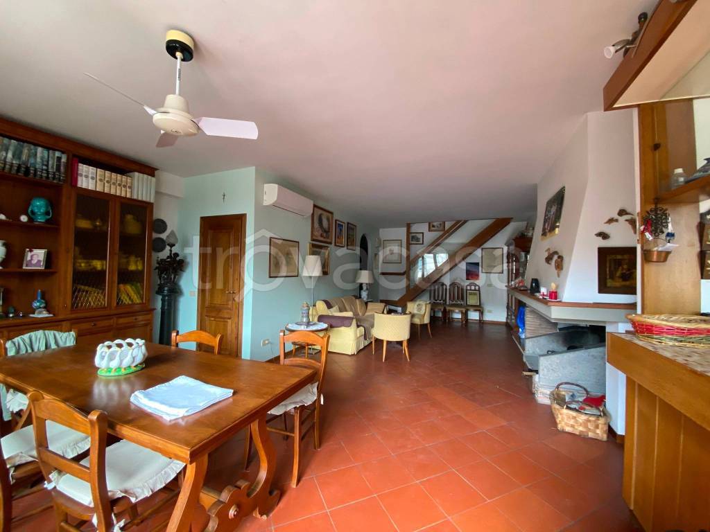 appartamento in vendita a Sesto Fiorentino