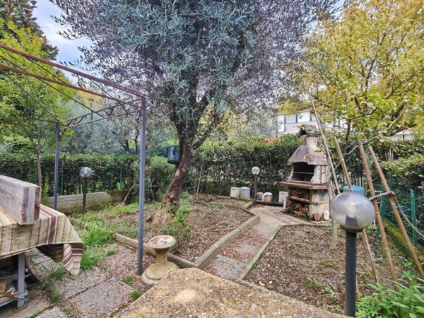 casa indipendente in vendita a Sesto Fiorentino
