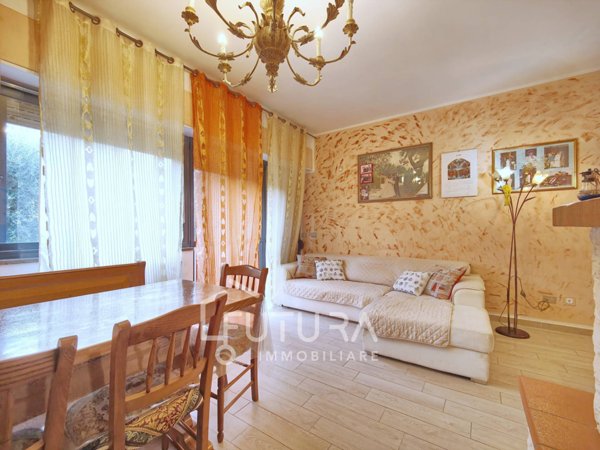 casa indipendente in vendita a Sesto Fiorentino in zona Colonnata