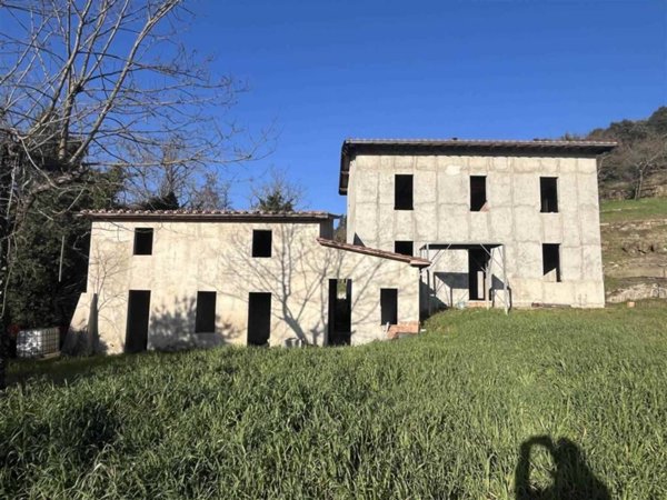 casa indipendente in vendita a Sesto Fiorentino in zona Cercina