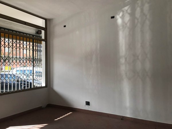 negozio in vendita a Sesto Fiorentino