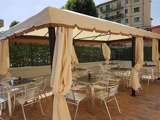 negozio in vendita a Sesto Fiorentino