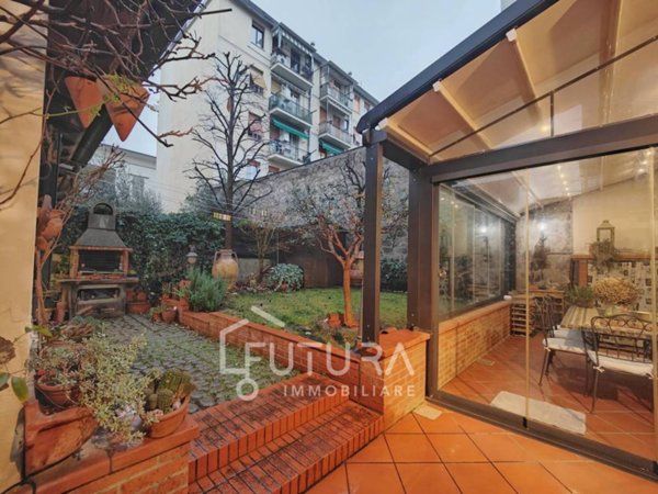 casa indipendente in vendita a Sesto Fiorentino