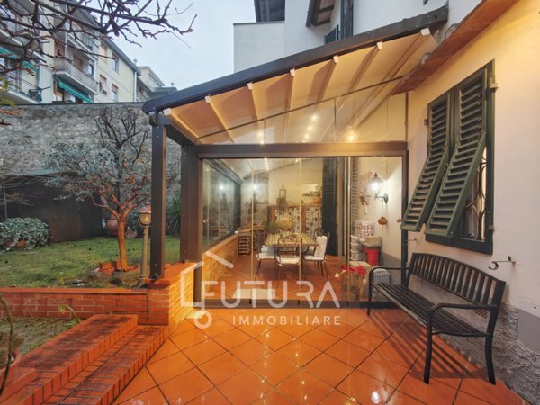 casa indipendente in vendita a Sesto Fiorentino