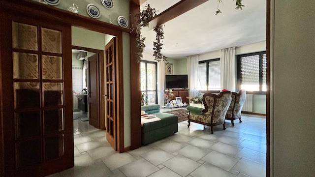 appartamento in vendita a Sesto Fiorentino in zona Zambra