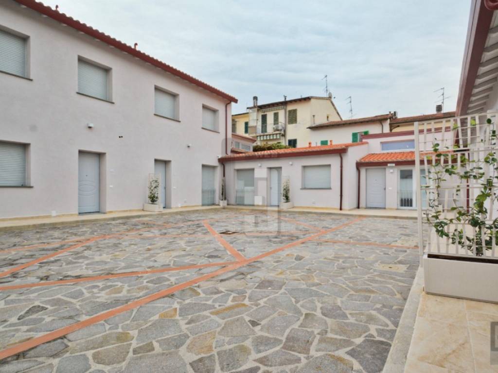 casa indipendente in vendita a Sesto Fiorentino