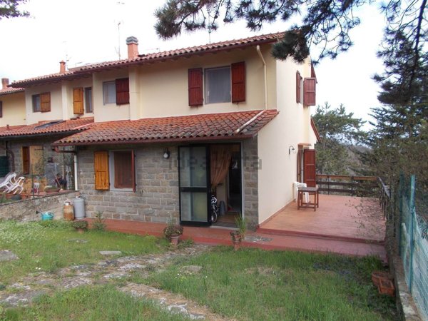 casa indipendente in vendita a Sesto Fiorentino
