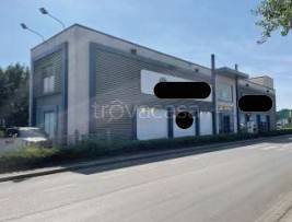 locale commerciale in vendita a Sesto Fiorentino