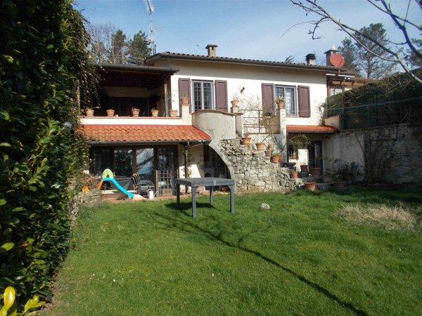 casa indipendente in vendita a Sesto Fiorentino