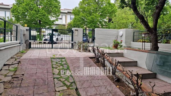 casa indipendente in vendita a Sesto Fiorentino