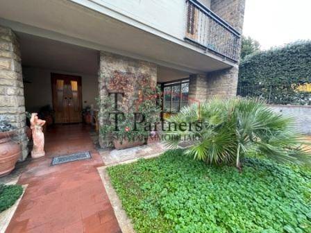 casa indipendente in vendita a Sesto Fiorentino