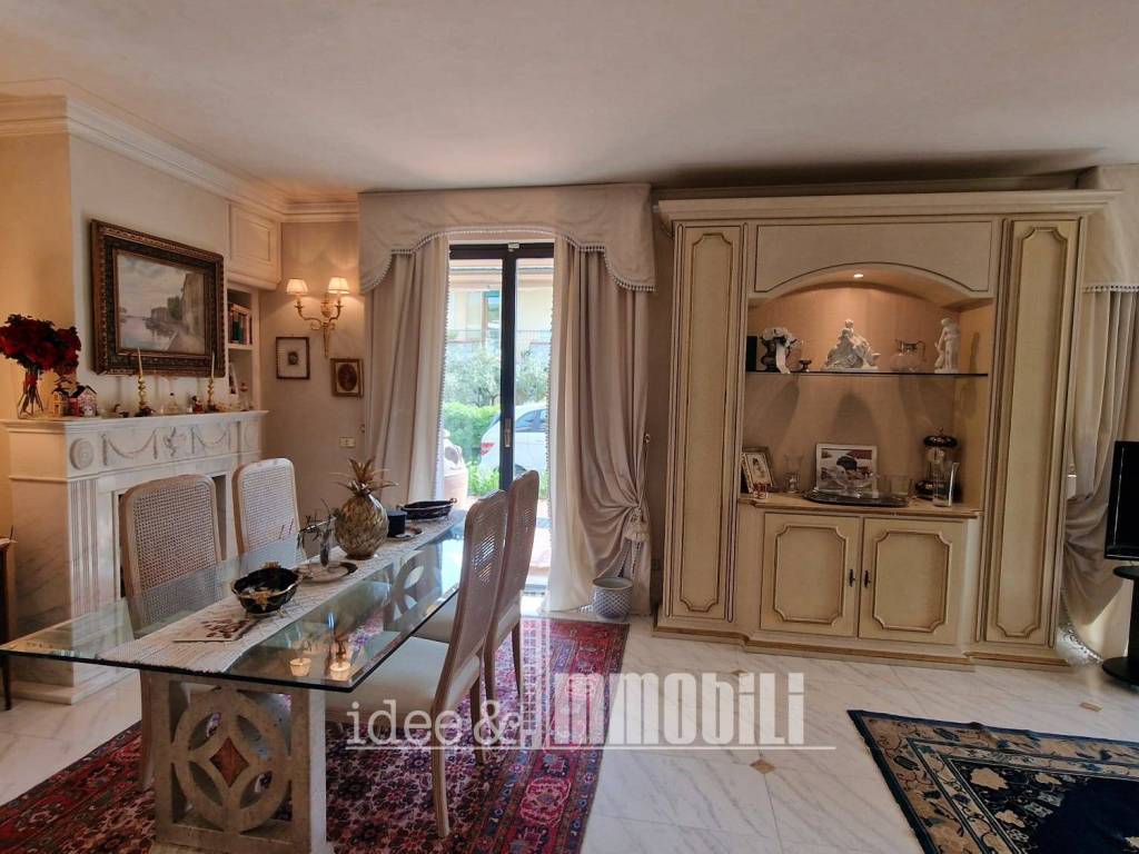 casa indipendente in vendita a Sesto Fiorentino