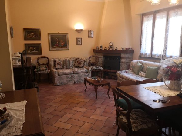 casa indipendente in vendita a Sesto Fiorentino