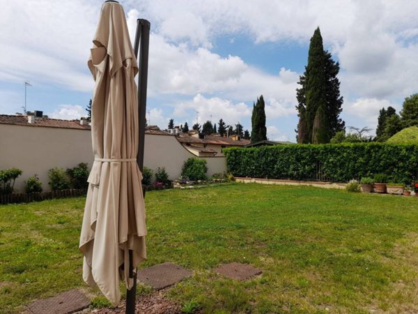 appartamento in vendita a Sesto Fiorentino in zona Colonnata