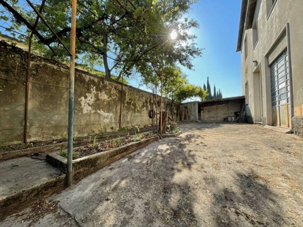 casa indipendente in vendita a Sesto Fiorentino