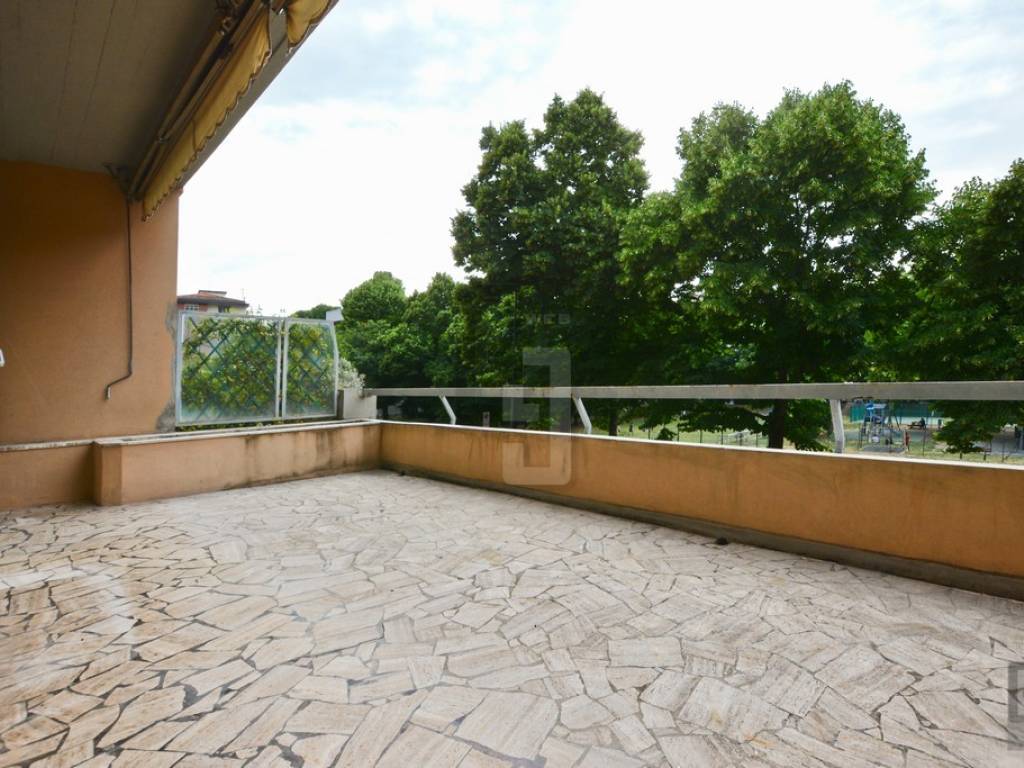 appartamento in vendita a Sesto Fiorentino in zona Quinto
