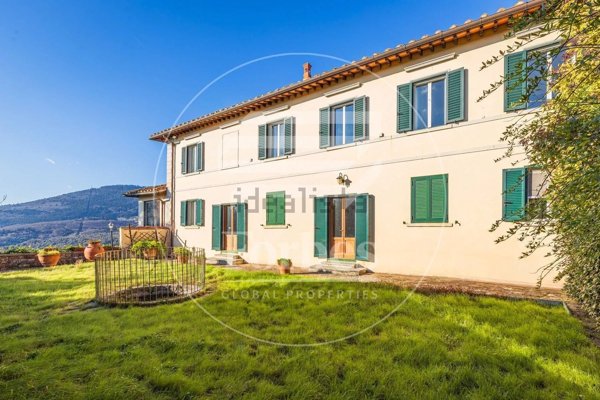 casa indipendente in vendita a Sesto Fiorentino