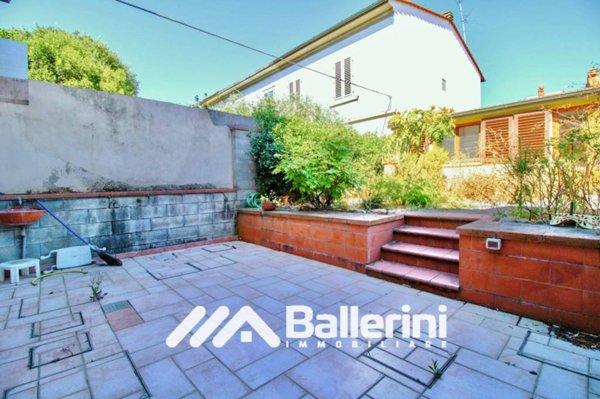 appartamento in vendita a Sesto Fiorentino in zona Colonnata