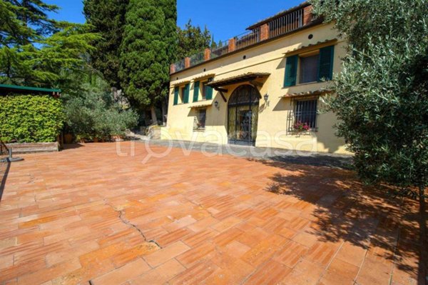 casa indipendente in vendita a Sesto Fiorentino