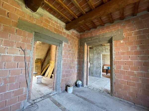 casa indipendente in vendita a Sesto Fiorentino in zona Cercina