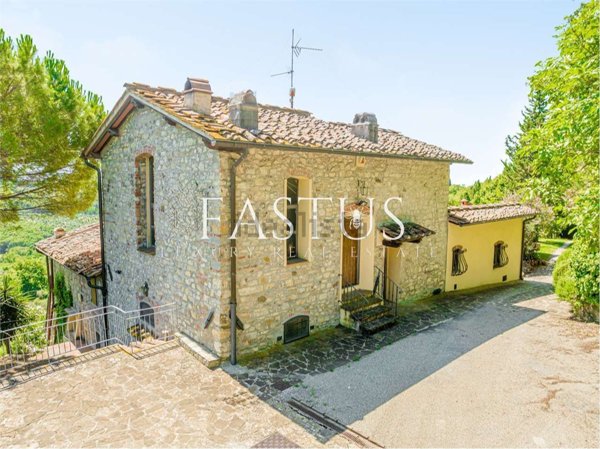 casa indipendente in vendita a Sesto Fiorentino