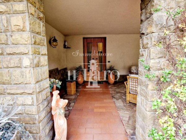 casa indipendente in vendita a Sesto Fiorentino in zona Padule