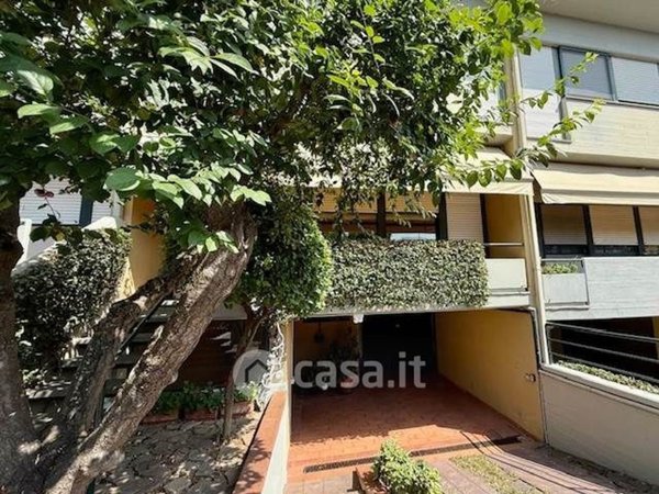 casa indipendente in vendita a Sesto Fiorentino
