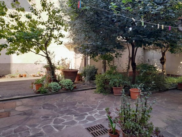 casa indipendente in vendita a Sesto Fiorentino in zona Colonnata
