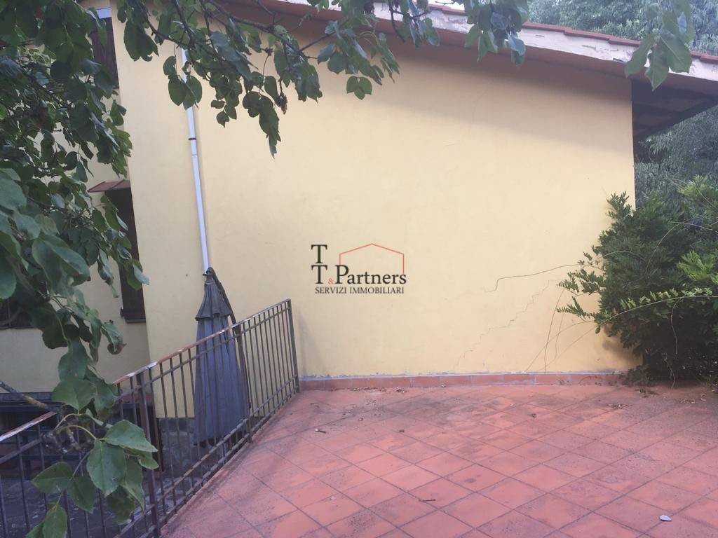 casa indipendente in vendita a Sesto Fiorentino in zona Cercina