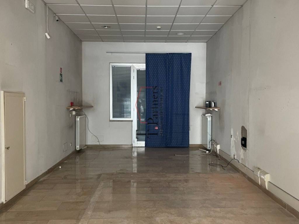 negozio in vendita a Sesto Fiorentino