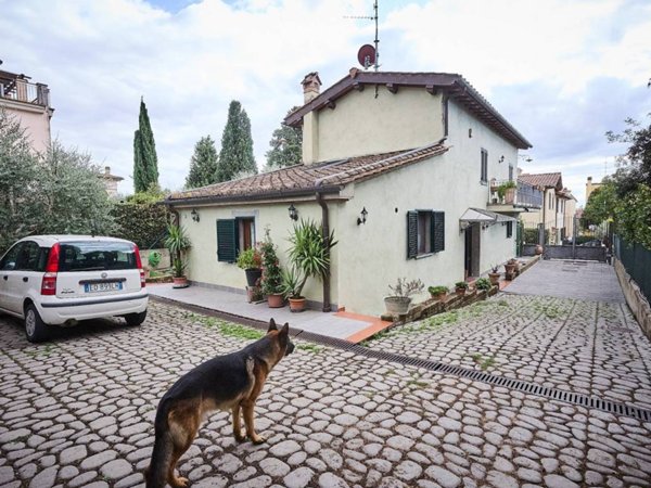 casa indipendente in vendita a Sesto Fiorentino