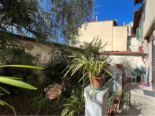 casa indipendente in vendita a Sesto Fiorentino
