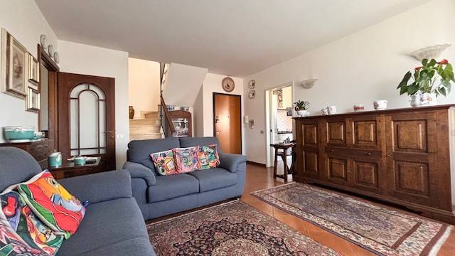 appartamento in vendita a Sesto Fiorentino in zona Zambra