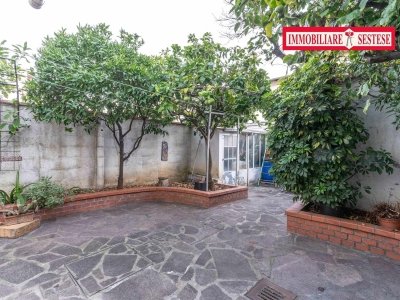 casa indipendente in vendita a Sesto Fiorentino