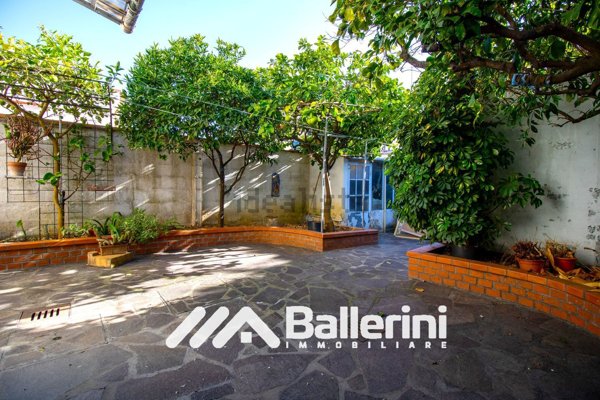 casa indipendente in vendita a Sesto Fiorentino