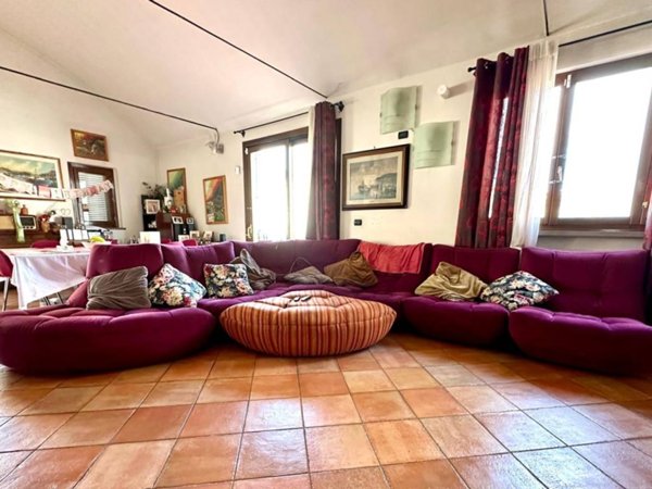 casa indipendente in vendita a Sesto Fiorentino in zona Colonnata