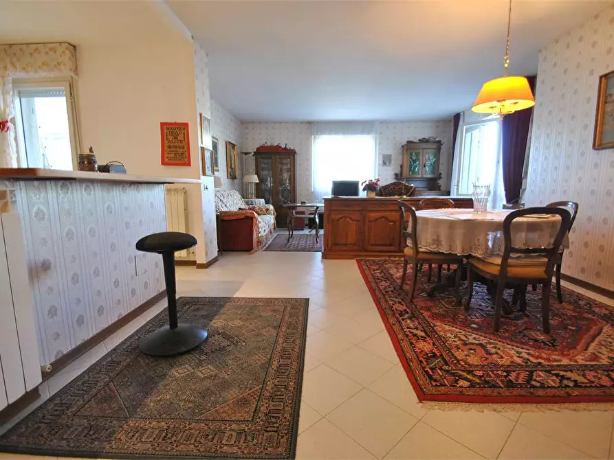 appartamento in vendita a Sesto Fiorentino in zona Quinto