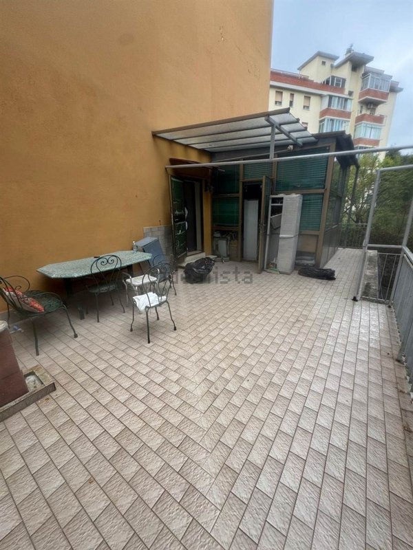 appartamento in vendita a Sesto Fiorentino in zona Colonnata