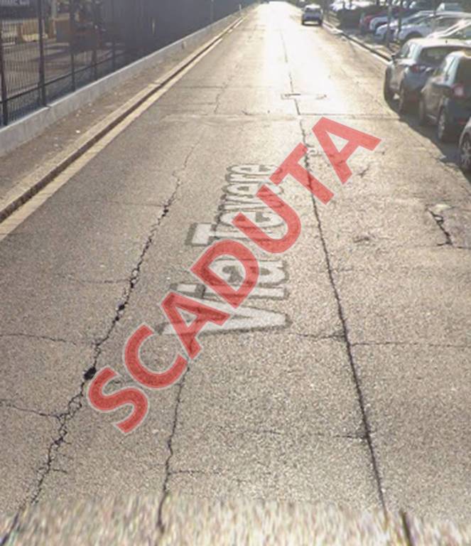 ufficio in vendita a Sesto Fiorentino in zona Osmannoro