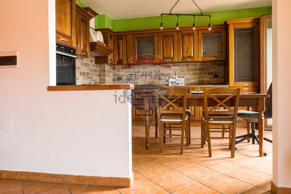 appartamento in vendita a Sesto Fiorentino in zona Zambra