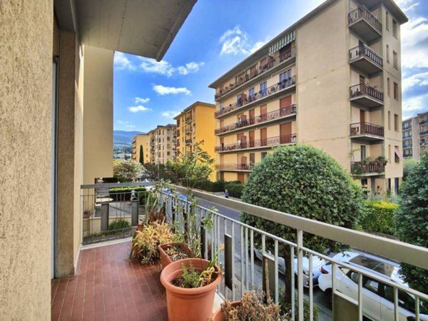 appartamento in vendita a Sesto Fiorentino in zona Quinto