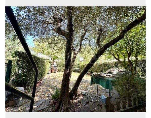 casa indipendente in vendita a Sesto Fiorentino